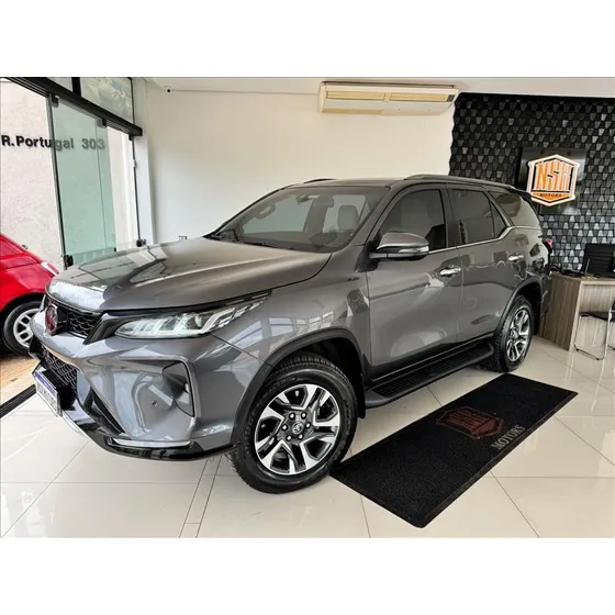 Toyota Hilux Sw4 2.8 Sw4 Diamoad Tb 4x4 Die Aut
