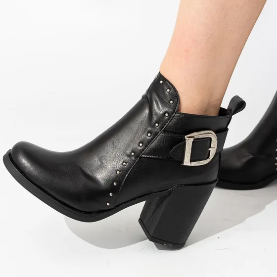 Botas De Mujer Cuero Ecológico Taco Alto Wanda Bakanas Shoes