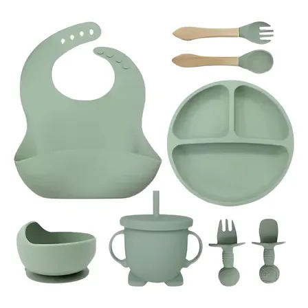 Kit Refeição Bebê Prato Talher Copo Babador Silicone Ventosa Verde musgo
