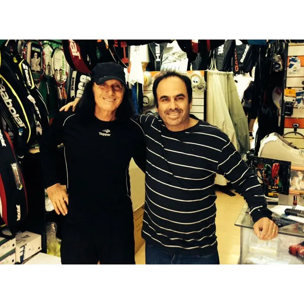 Clases De Tenis Profesor De La Aat En Raqueton