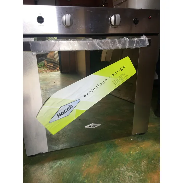 Horno De Acero Inoxidable  60 Hz A Gas. Marca Haceb