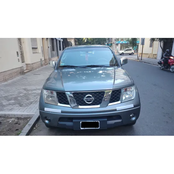 Nissan Frontier 2.5 Le Cab Doble At 4x4