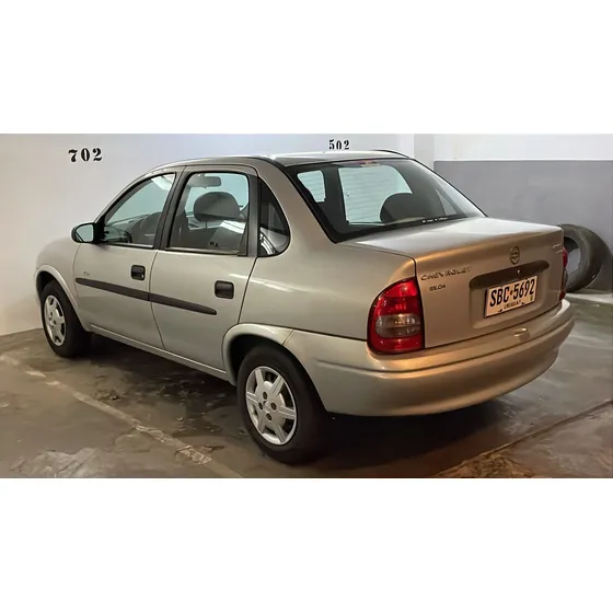 Chevrolet Corsa 1.6 Gl D/h