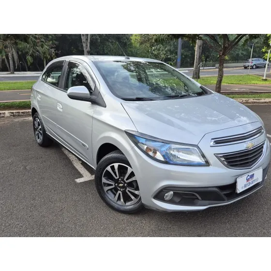 Chevrolet Onix Onix 1.4 Mpfi Ltz 8v Flex 4p Automático