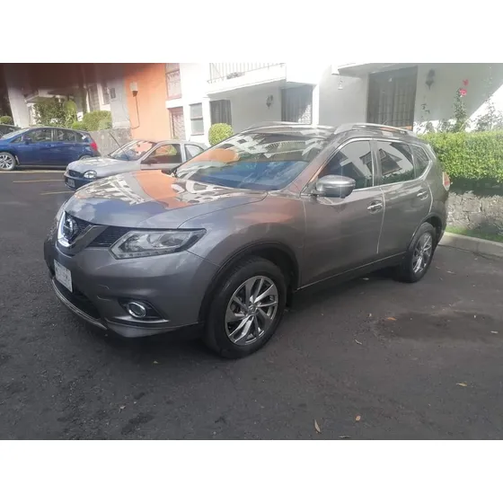 Nissan X-trail 2.5 Exclusive 2 Row Mt