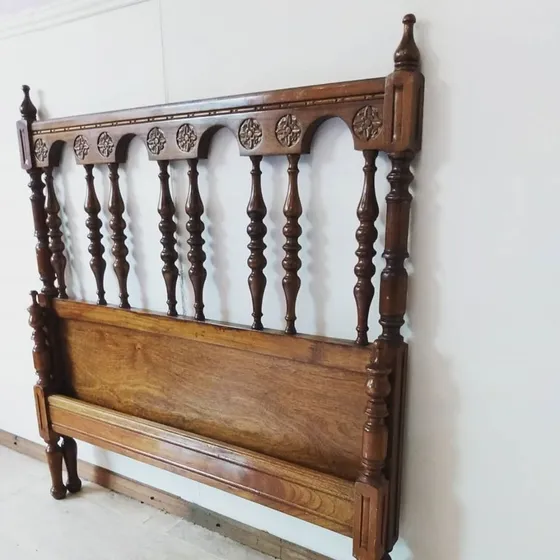 Cama Estilo Español Antigua Cabecera Y Piecera