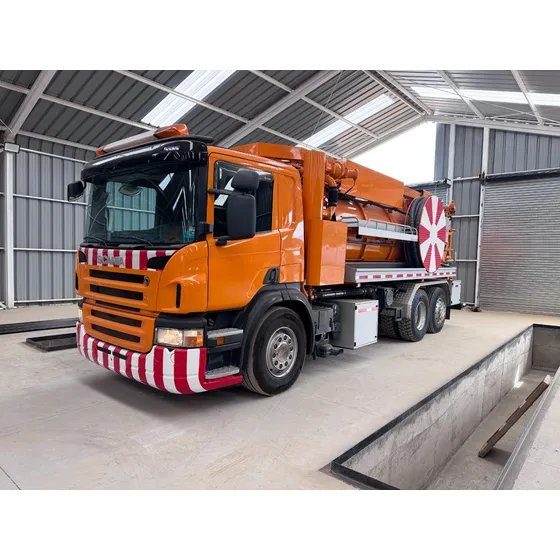 Scania P340 6x2 Limpia Fosas - Hidrojet 10m3 En Venta