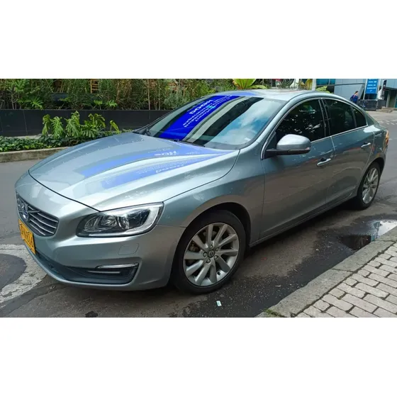 Volvo S60 2.0 T4 Drive-e R-design