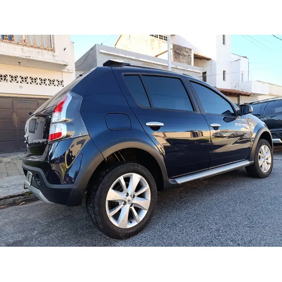Renault Sandero Stepway 1.6 Confort 105cv