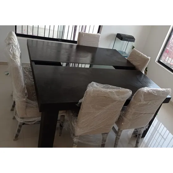 Juego Comedor 8 Puestos. Incluye Solo 6 Sillas. Casi Nuevo.