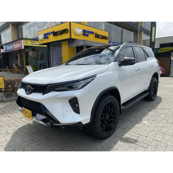Toyota Fortuner 2.8 Srv Diesel