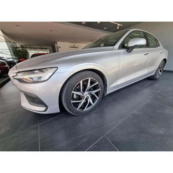 Volvo S60 2.0 T5 Momentum At