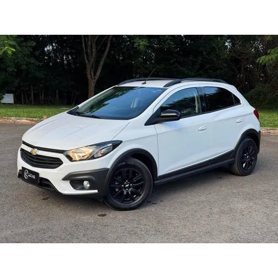 Chevrolet Onix 1.4 Mpfi Activ 8v Flex 4p Manual