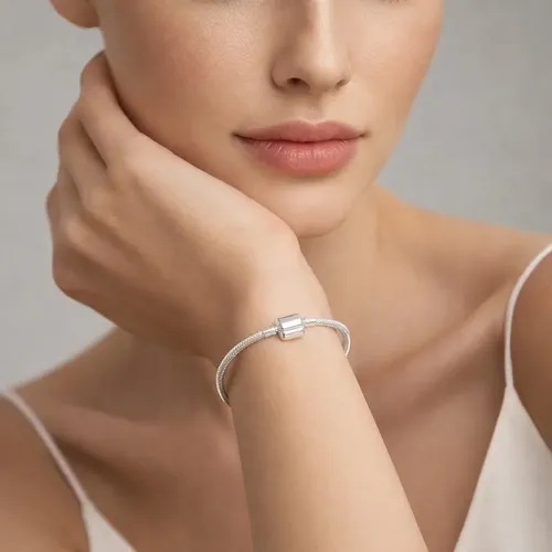 Pulseira Pandora Moments Snake Chain, Prateada Coracao 18 Cm