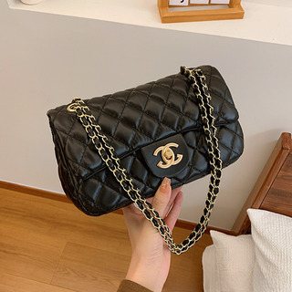 Bolsa De Ombro Com Corrente Acolchoada Chic Diamond 2023 Bolsa De Ombro Com Corrente Acolchoada Chic Diamond 2023
