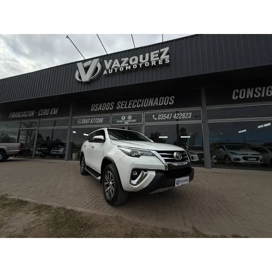 Toyota Hilux Sw4 2.8 Srx 177cv 4x4 7as At
