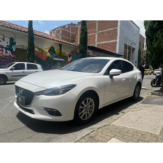 Mazda 3 2.0 Touring