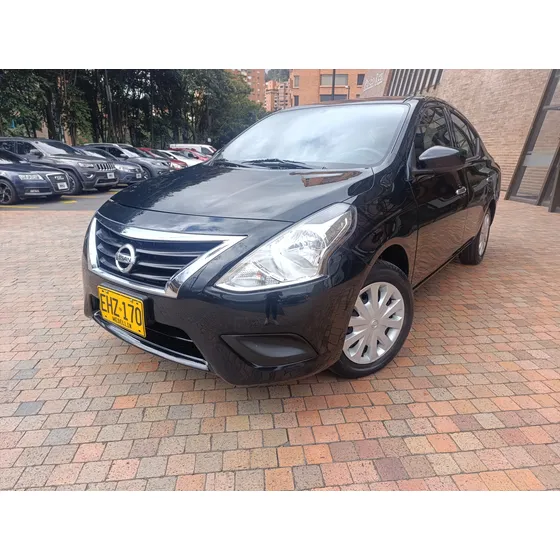 Nissan Versa 1.6 Sense