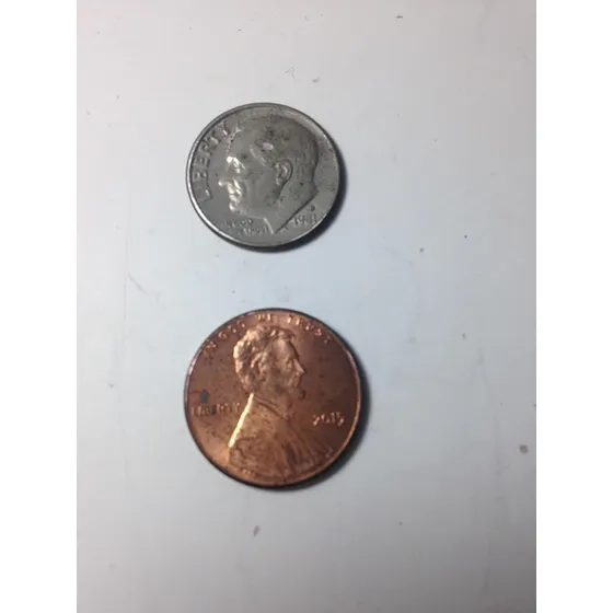 2 Moedas One Dime 1981 E One Cent 2015 R$24,97