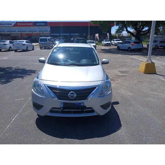 Nissan Versa 1.6 Advance At