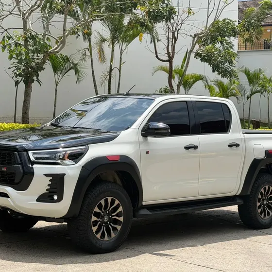 Toyota Hilux 2022 2.8l