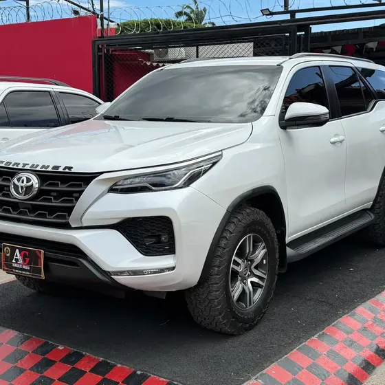 Toyota Fortuner 2024 Sr 2.4 Diesel 4x2 At