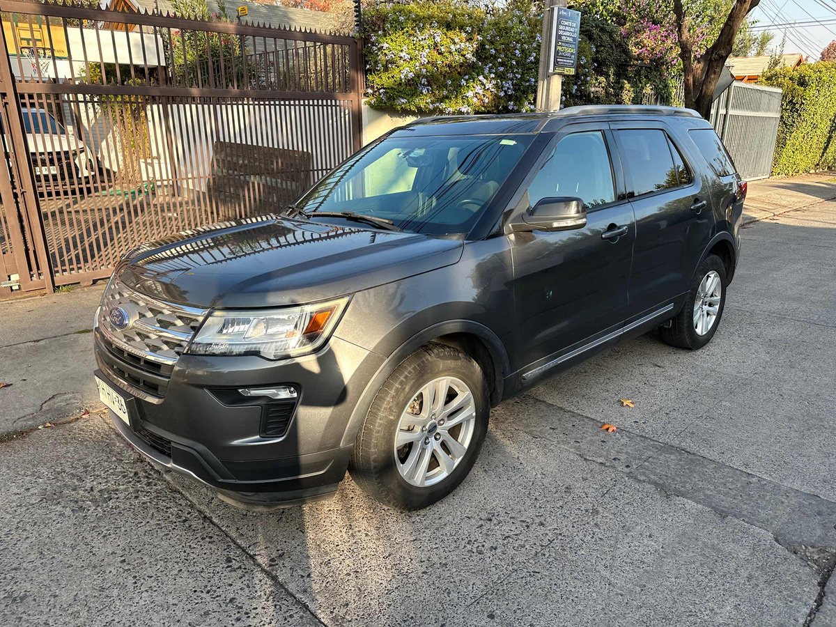 Ford Explorer Xlt 3.5