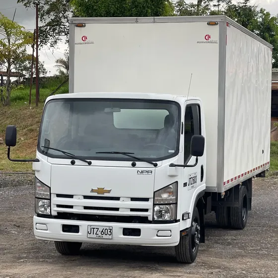 Chevrolet Npr 2021 Peso Br Veh 7.500 Esta Seminuevo 56 Mil K