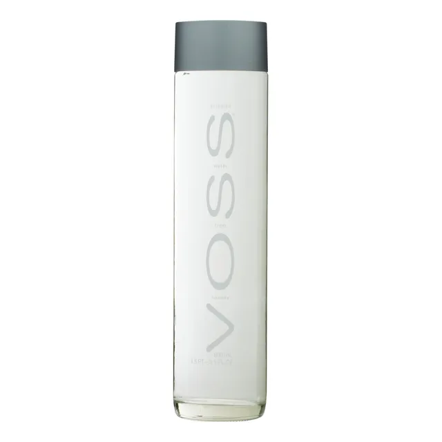 Água Mineral Natural sem Gás Voss Garrafa 800ml