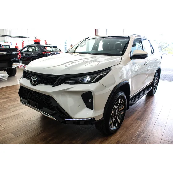 Toyota Sw4 Srx Platinum 2.8 Turbodiesel 4x4 (aut.) (7 Lugares)