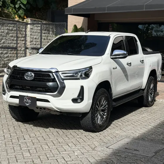 Toyota Hilux 2021 2.4l