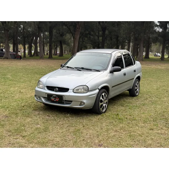 Chevrolet Corsa 1.6 Gl Aa Dh