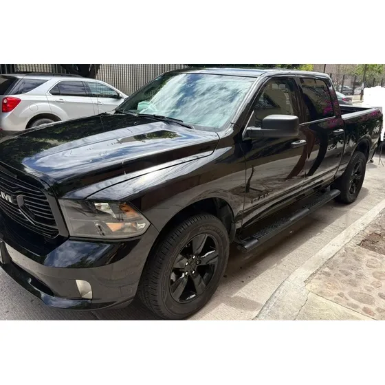 Ram Ram 1500 Ram 1500 Crew Cab Hemi Sport V8