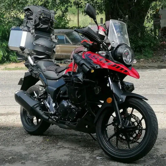 Vstrom 250dl - Bicilíndrica.