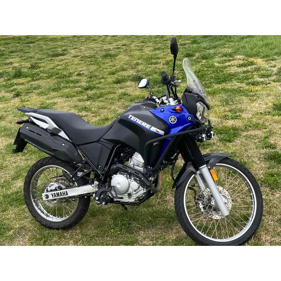 Tenere 250 Equipada