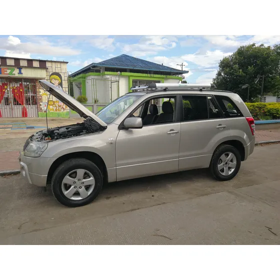Suzuki Grand Vitara 2.7 Sz