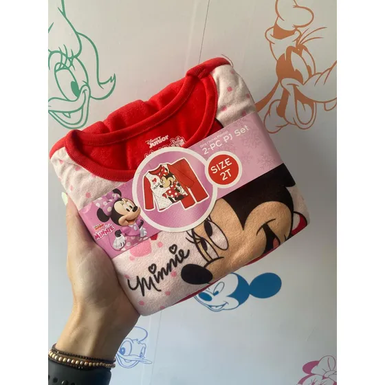 Pijama De Minnie Mouse De Niña De Color Rojo