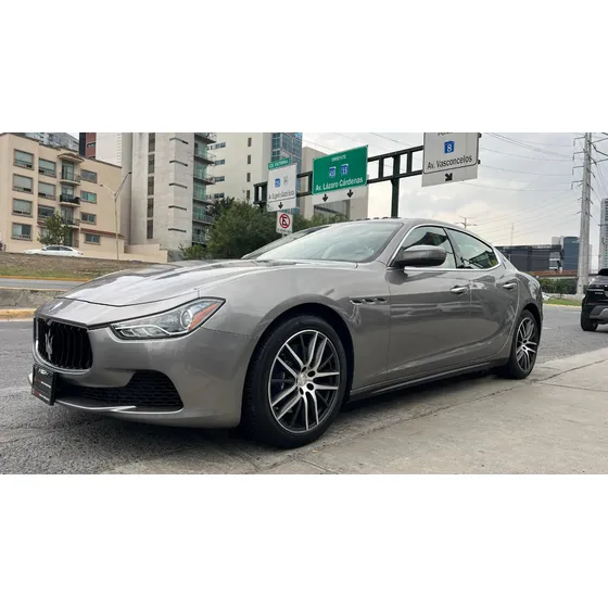 Maserati Ghibli 3.0 L At