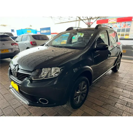 Renault Stepway 1.6 Intense Automática