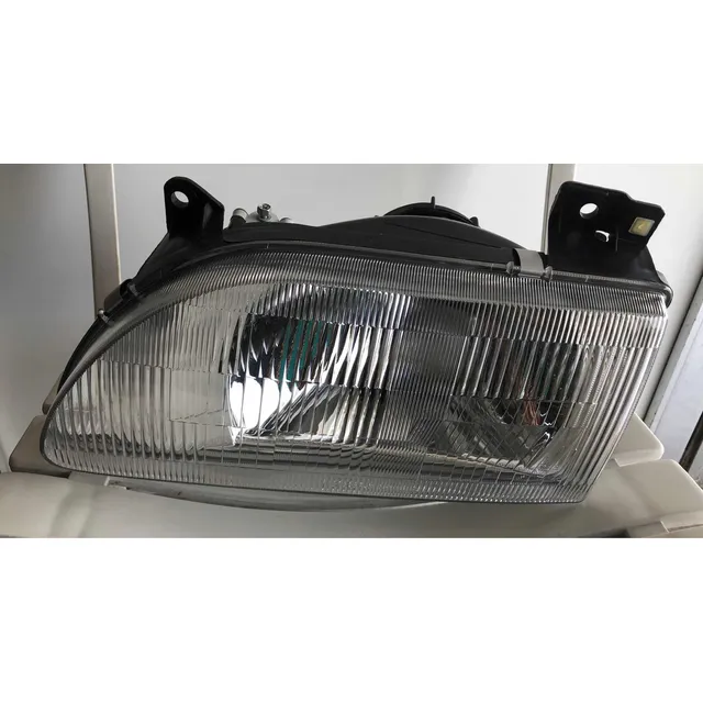 Faro Ford Festiva Saipa Turpial 1995 2002 2007 2011