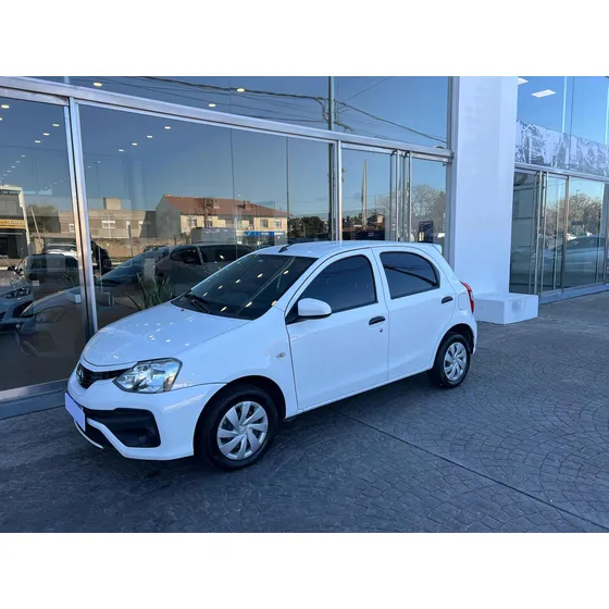 Toyota Etios 1.5 X 6mt My19
