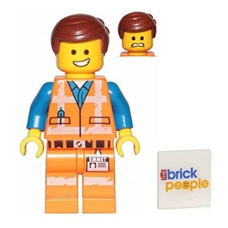 Lego The Movie 2: Emmet Minifig Com Sorriso E Olhar Assustad Lego The Movie 2: Emmet Minifig Com Sorriso E Olhar Assustad