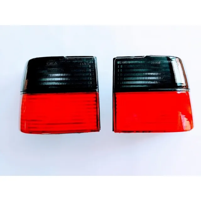 Par Calaveras Jetta A3 Volkswagen 1993 - 1999 Humo