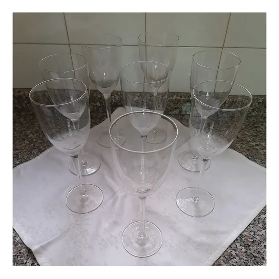 Juego De 8 Copas Tallo Largo En Cristal Grabado 8x8x25