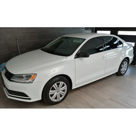 Volkswagen Jetta 2.0 L4 Mt