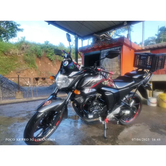 Yamaha Fz-s 150 2022 Negra Mate En Excelente Estado 