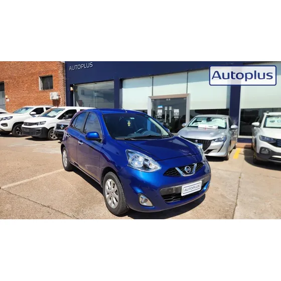 Nissan March -