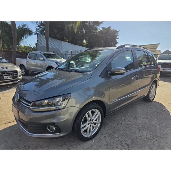 Volkswagen Suran 1.6 Imotion Highline 110cv