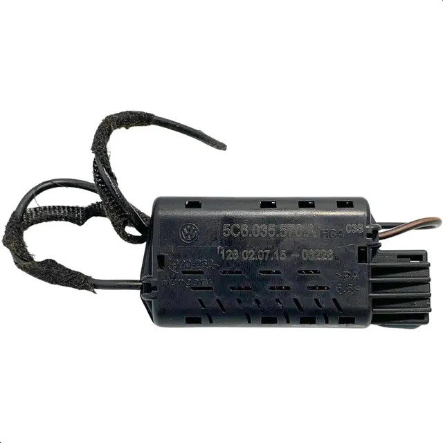 Módulo Filtro Central Amplificador Vw Jetta 2.0 2015 A 2018