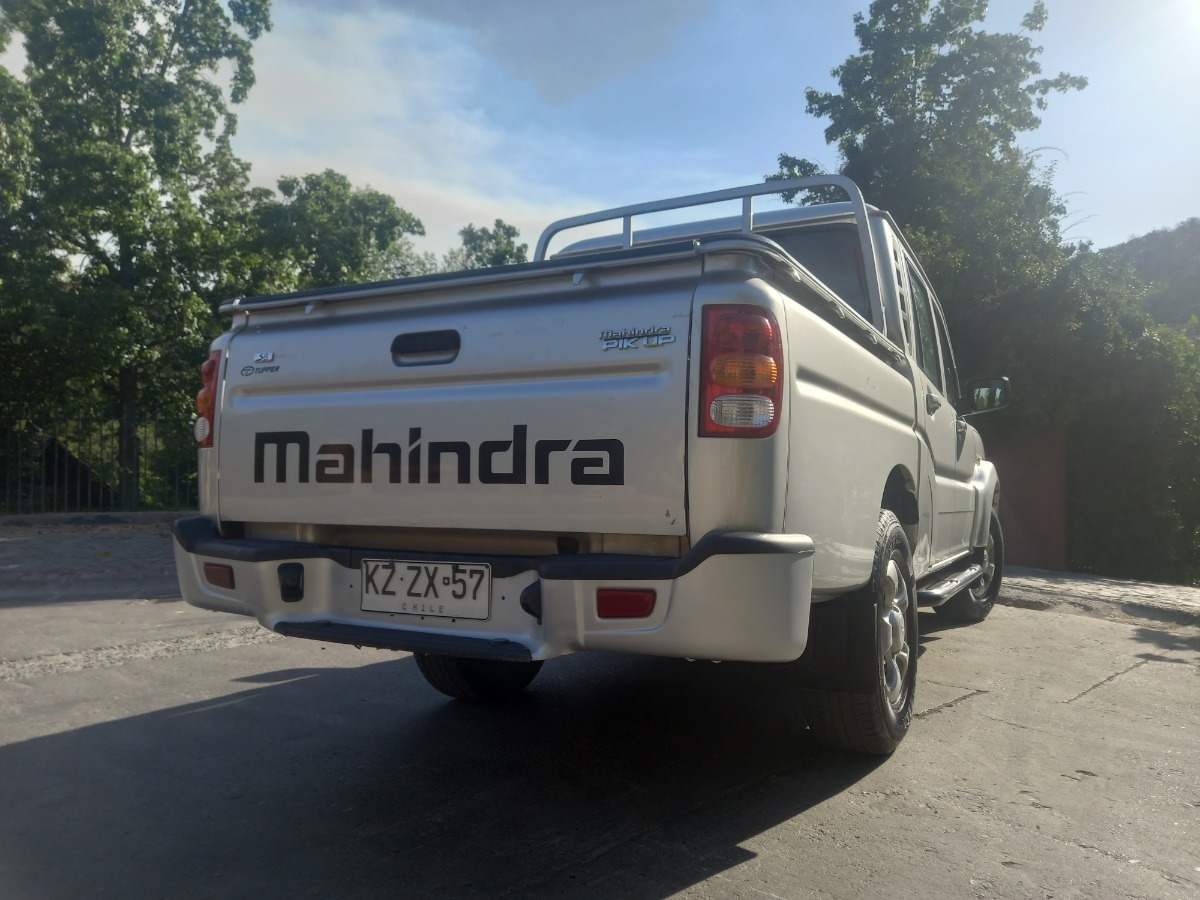 Mahindra Pickup